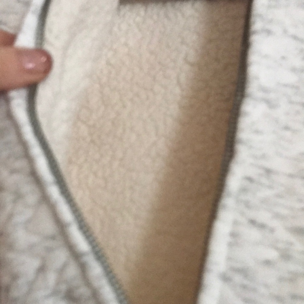 Vest - Picture 3 of 3